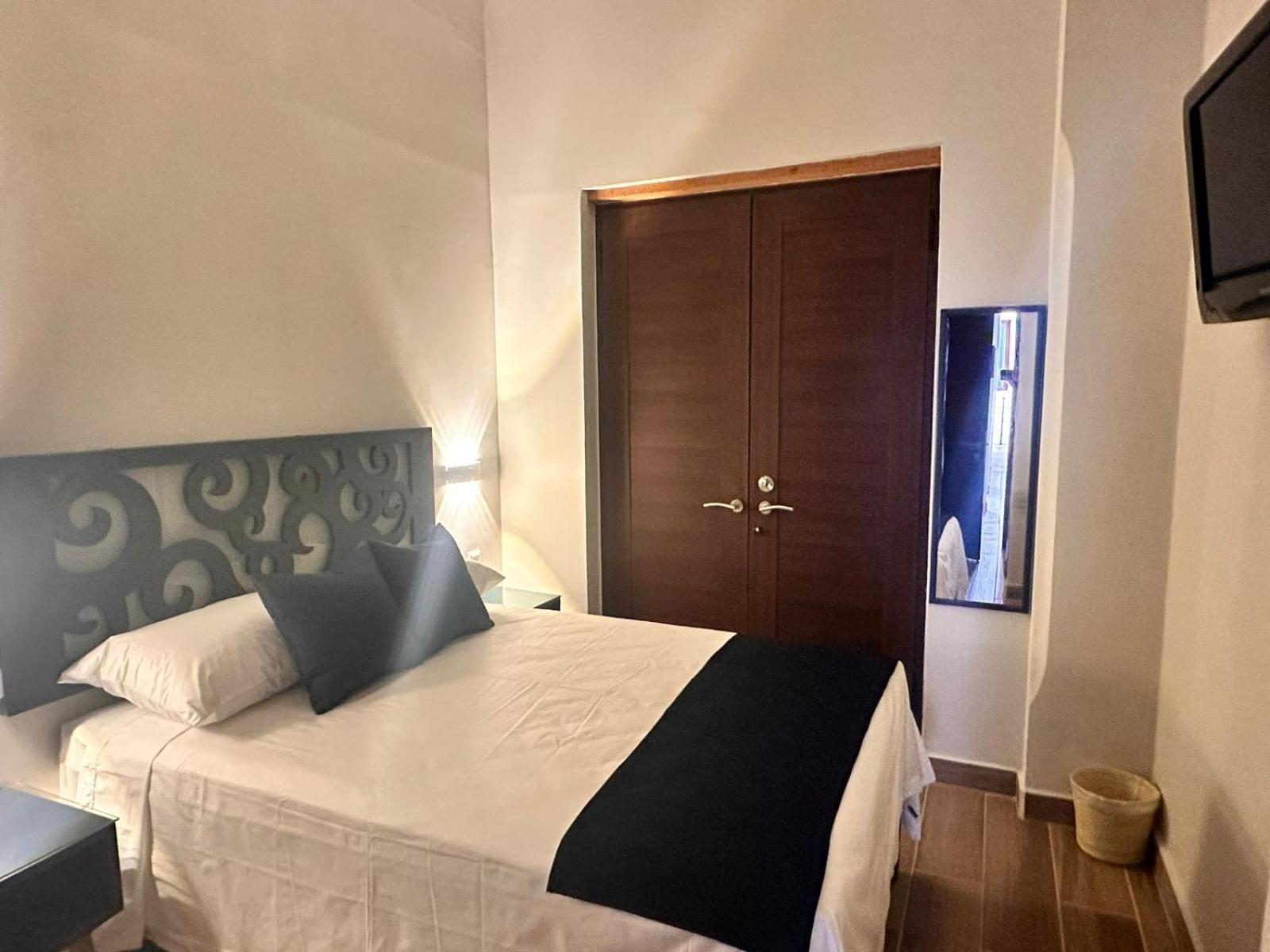 Centrico House Aparthotel Taxco de Alarcon Exterior photo